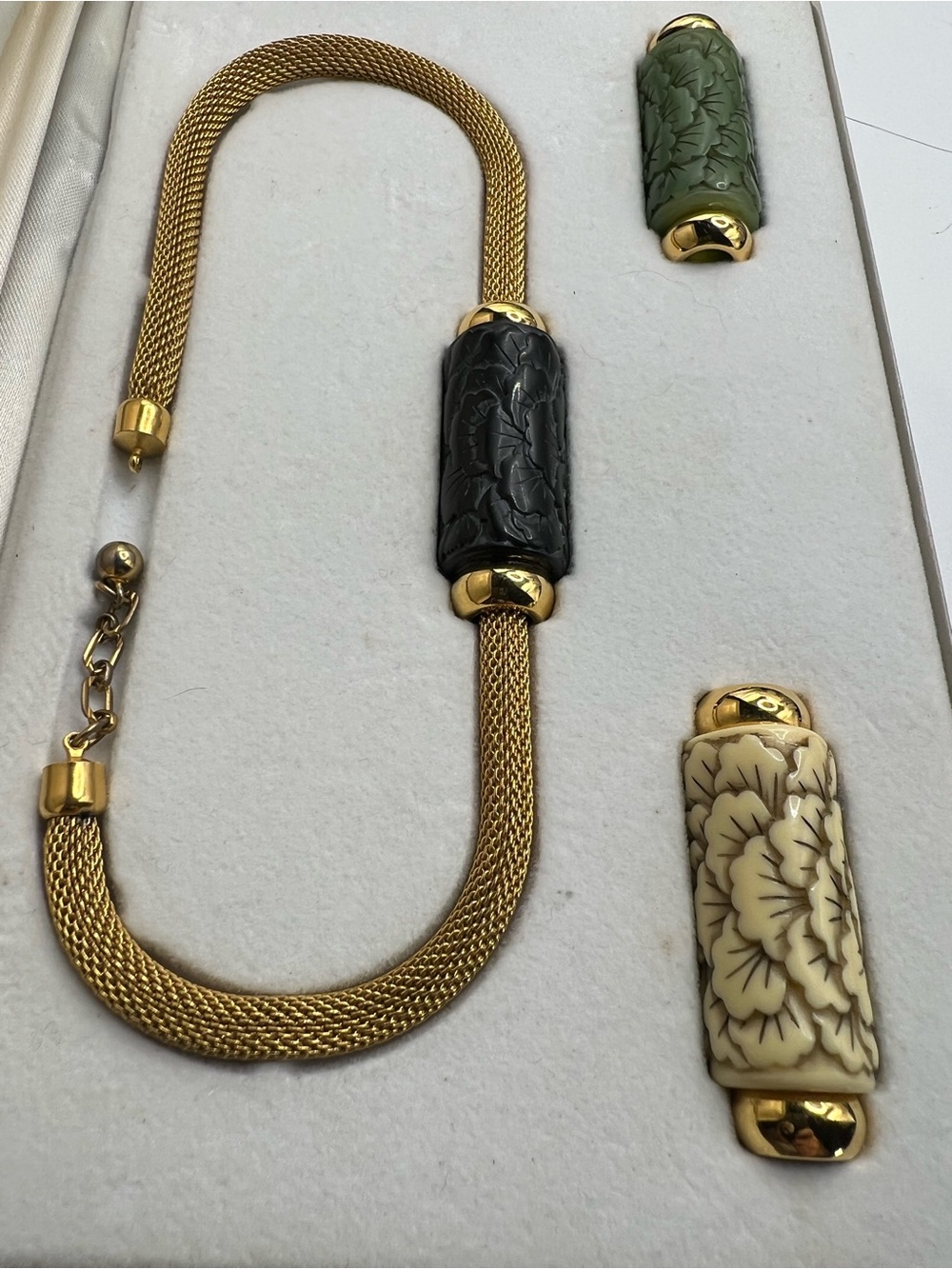 Givenchy Vintage 1970s mesh necklace with interchangeable carved pendants